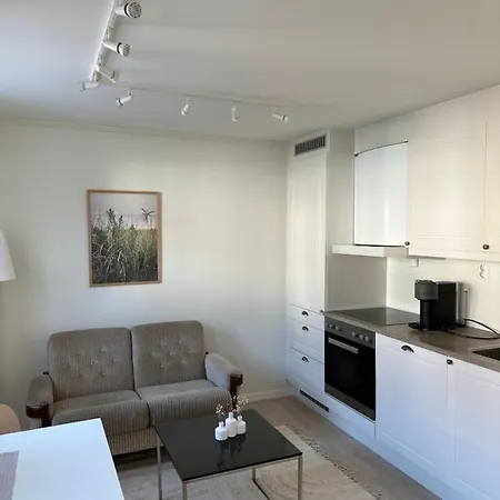 Cosy 2-Rooms Apartment In The City Center Tromso Exterior photo